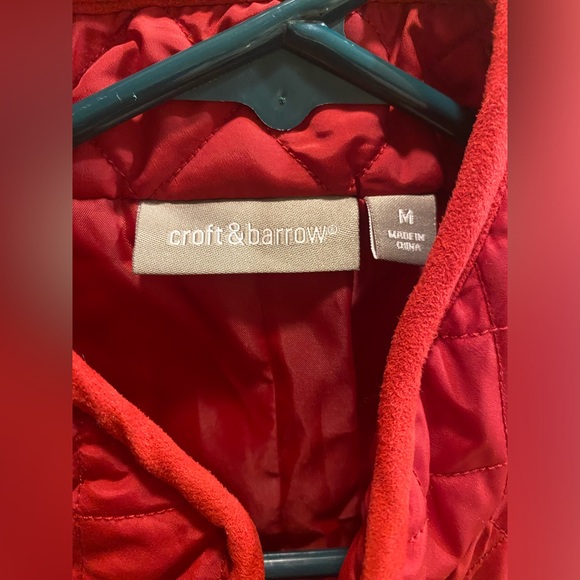 Croft & Barrow red vest Medium - Picture 2 of 3